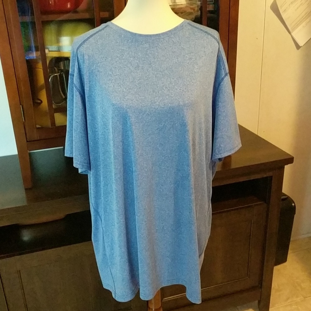 Men's blue, training fit tee